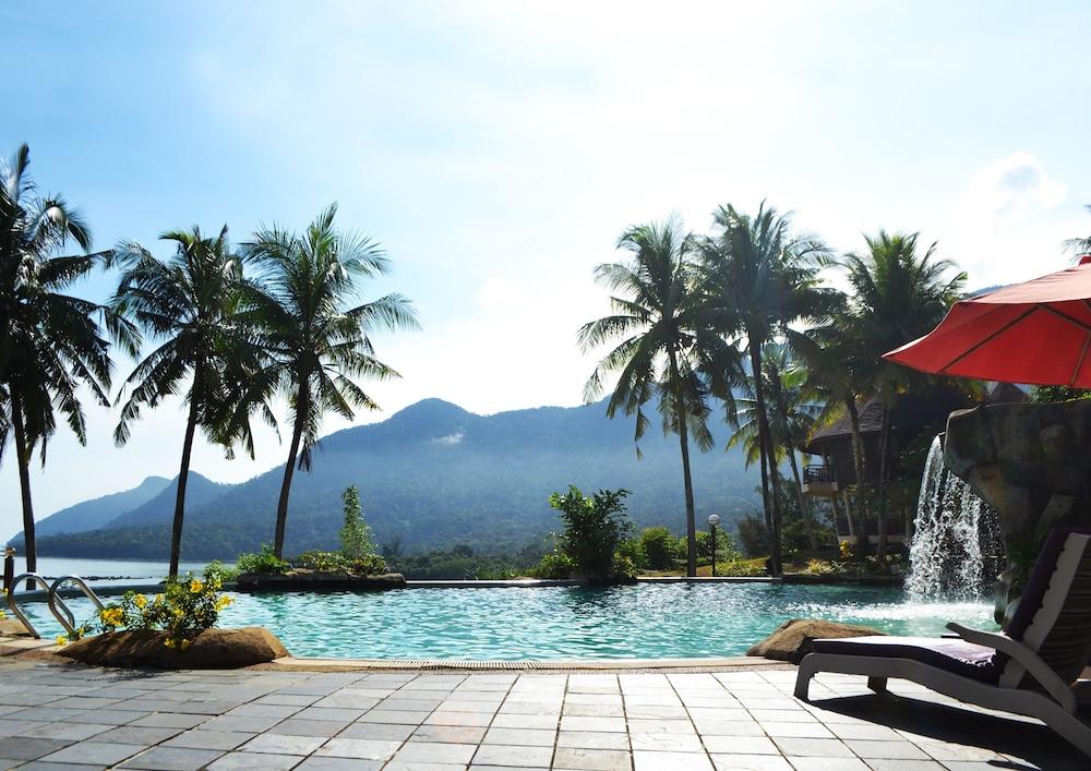 Damai Beach Resort Kuching Exterior foto