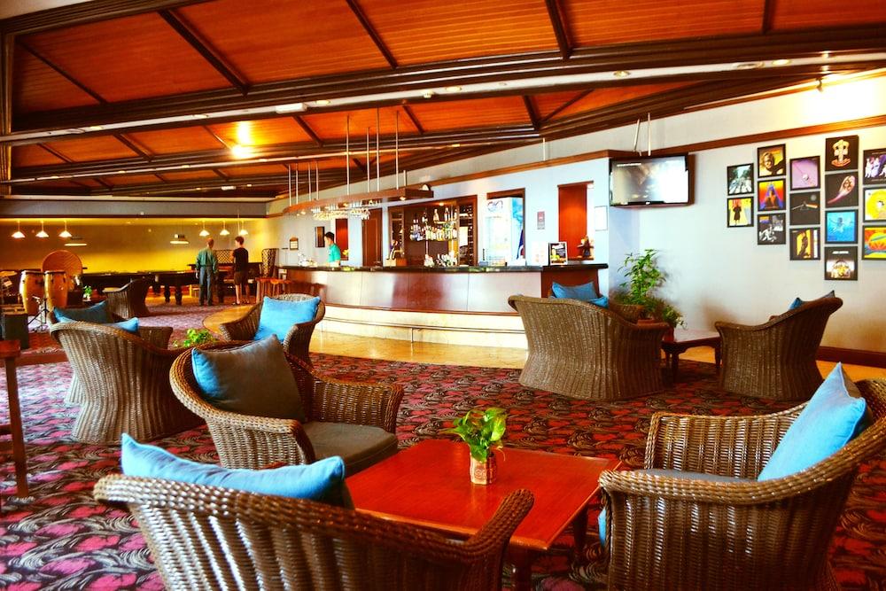 Damai Beach Resort Kuching Exterior foto